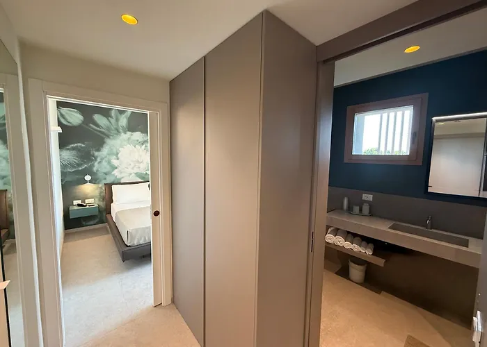 Deluxe Μπελάρια-Ιτζέα Μαρίνα